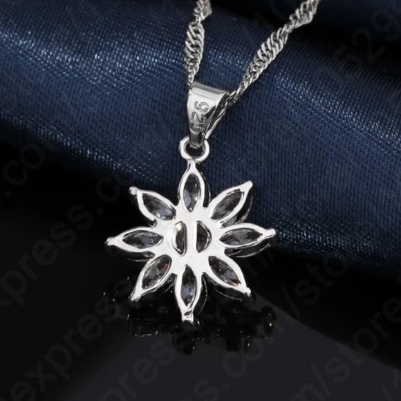 925 Sterling Silver Earrings And Necklace - Picture 6 of 7